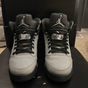 Air Jordan 5 wolf grey